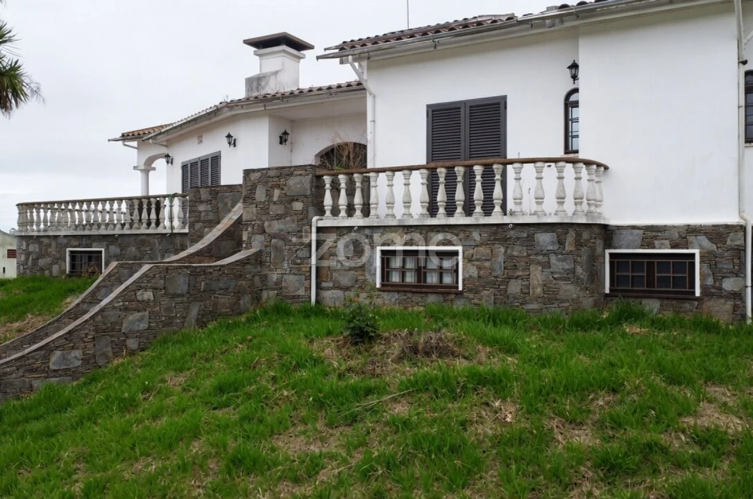 Moradia T3 para Venda em Avanca Foto 4
