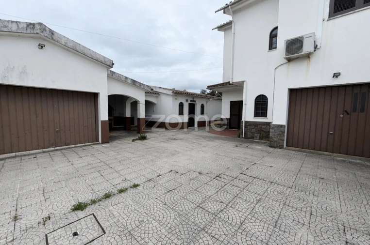 Moradia T3 para Venda em Avanca Foto 9