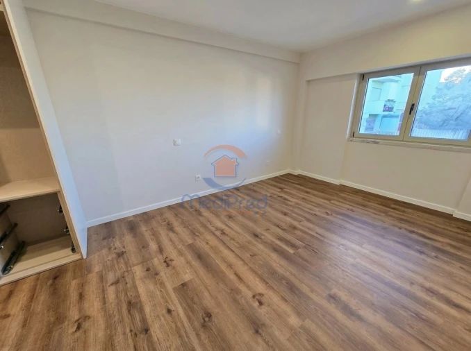 Apartamento T3 para Venda em Odivelas Foto 11