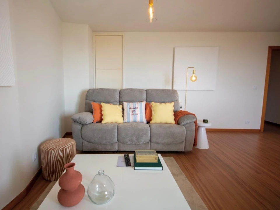 Apartamento T1 para Venda em Madalena Foto 4