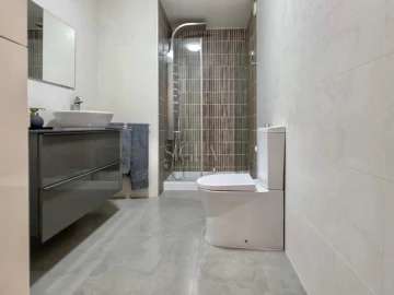 Apartamento T1 para Venda em Madalena