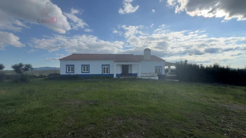 Quinta T5 para Venda em Gloria