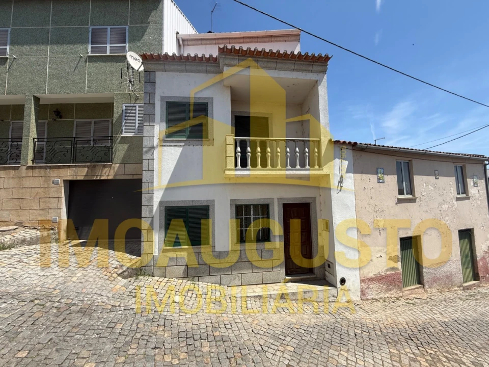 Moradia T2 para Venda em Peso e Vales do Rio Foto 3