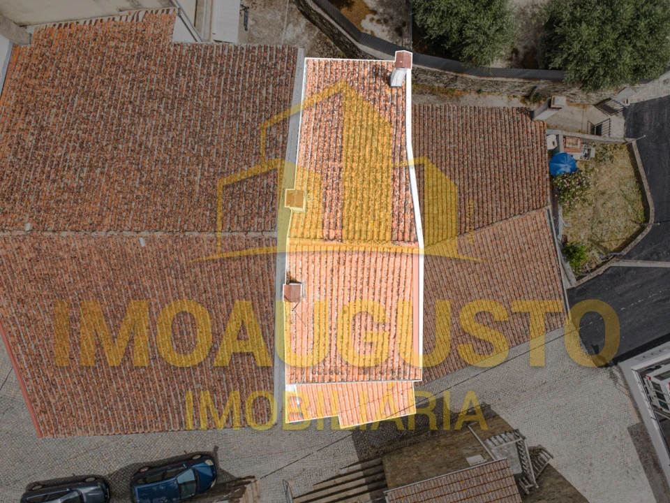 Moradia T2 para Venda em Peso e Vales do Rio Foto 23