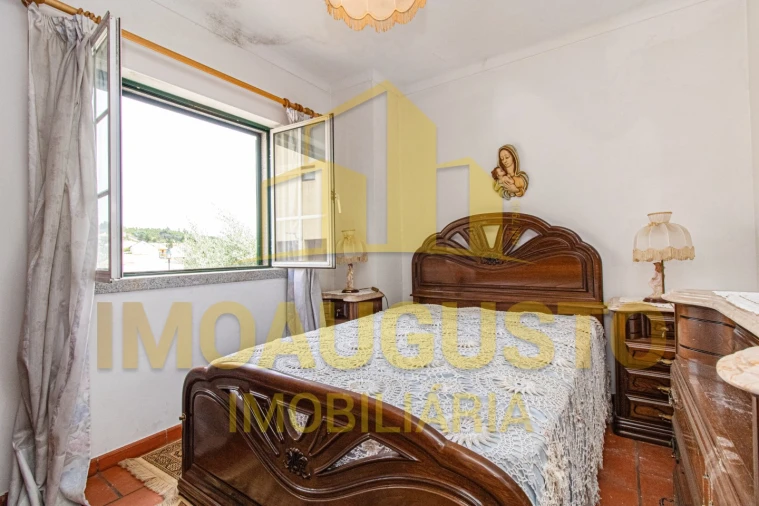 Moradia T2 para Venda em Peso e Vales do Rio Foto 18