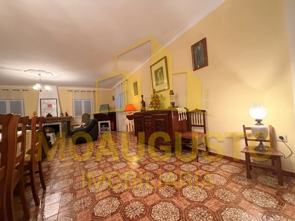 Moradia T5 para Venda em São Pedro e Santa Maria e Vila Boa do Mondego Foto 3