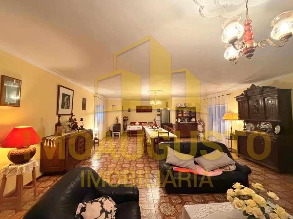 Moradia T5 para Venda em São Pedro e Santa Maria e Vila Boa do Mondego Foto 4
