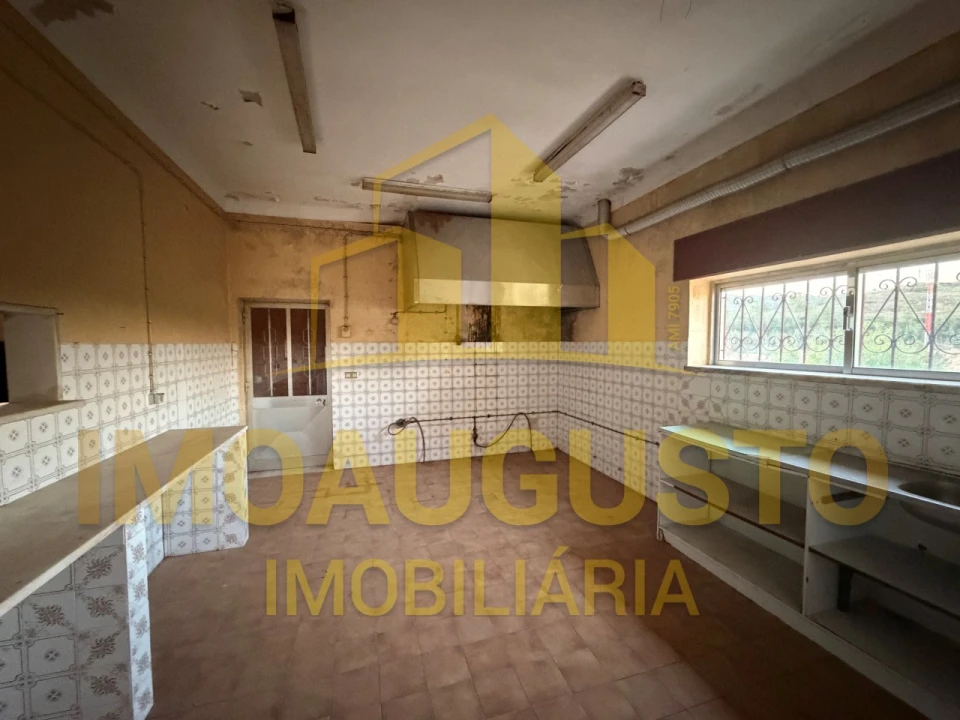 Moradia T5 para Venda em São Pedro e Santa Maria e Vila Boa do Mondego Foto 27