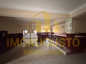 Moradia T5 para Venda em São Pedro e Santa Maria e Vila Boa do Mondego