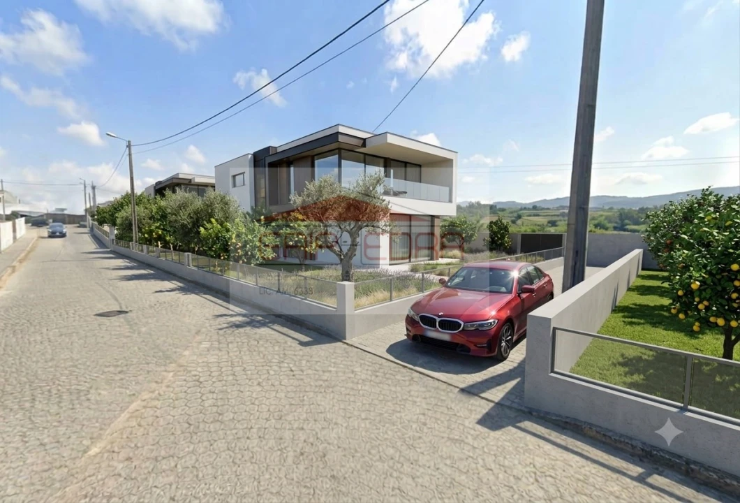 Terreno para Venda em Gulpilhares e Valadares Foto 1