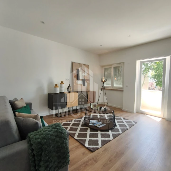 Apartamento T3 para Venda em Benfica Foto 9