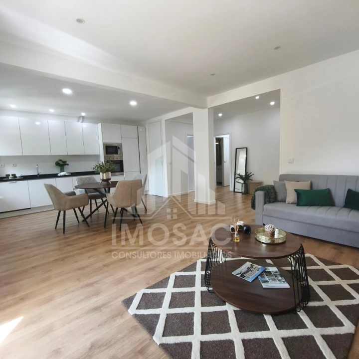 Apartamento T3 para Venda em Benfica Foto 14