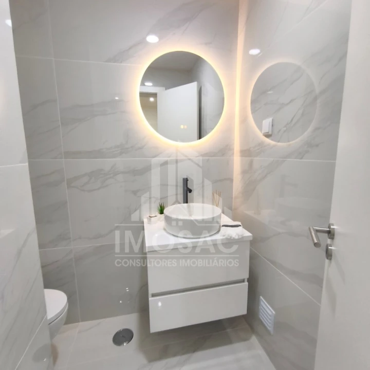 Apartamento T3 para Venda em Benfica Foto 8