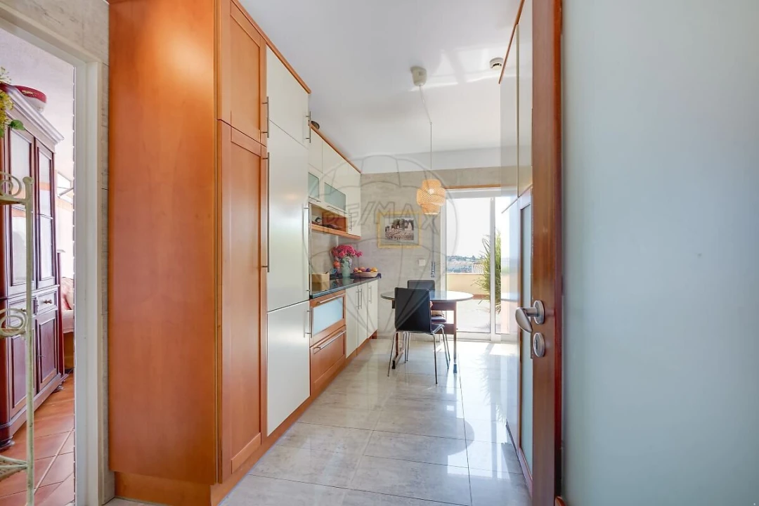 Apartamento T2 para Venda em Oeiras e São Julião da Barra, Paço de Arcos e Caxias Foto 12