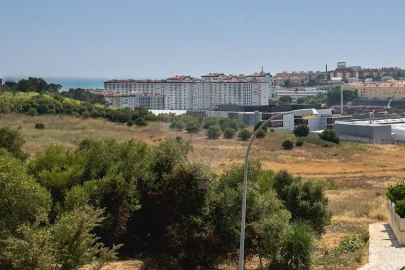 Apartamento T2 para Venda em Oeiras e São Julião da Barra, Paço de Arcos e Caxias