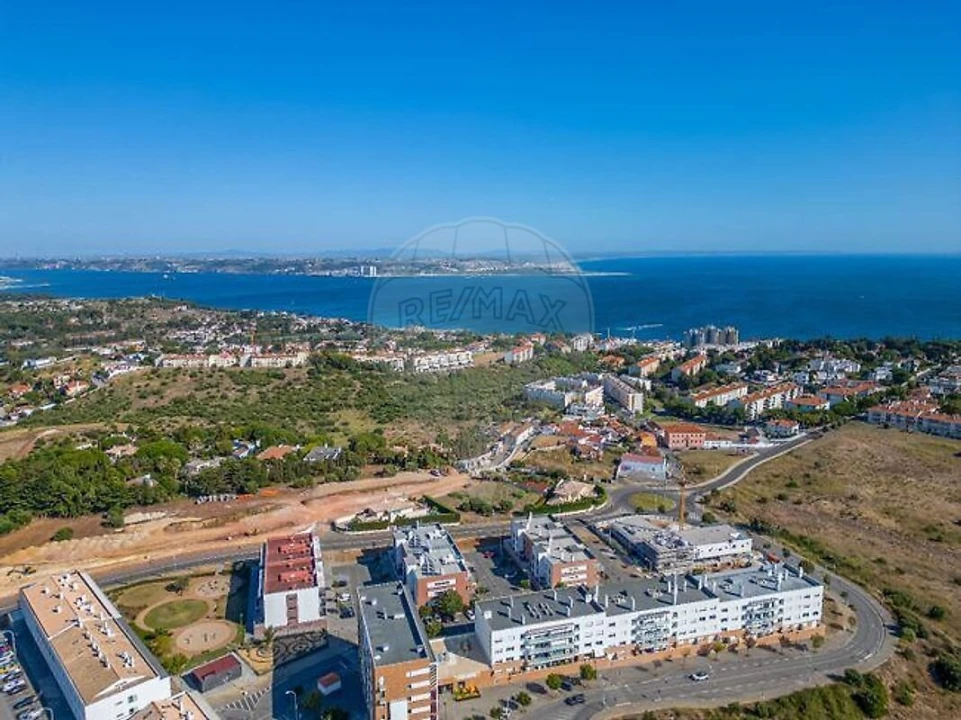 Apartamento T2 para Venda em Oeiras e São Julião da Barra, Paço de Arcos e Caxias Foto 2