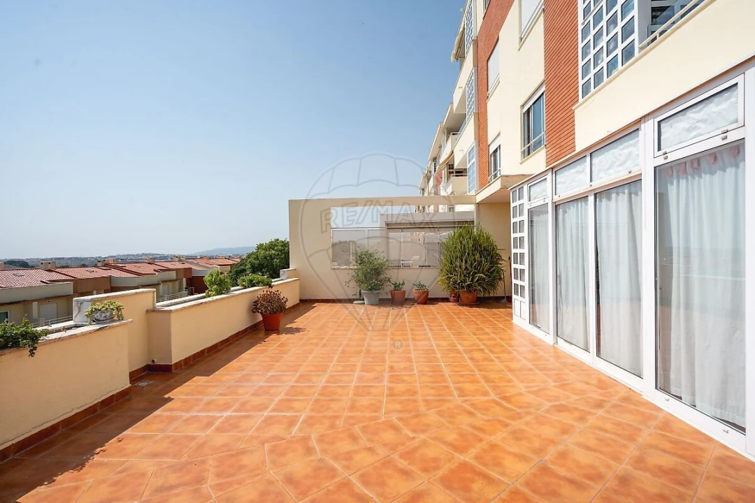 Apartamento T2 para Venda em Oeiras e São Julião da Barra, Paço de Arcos e Caxias Foto 6