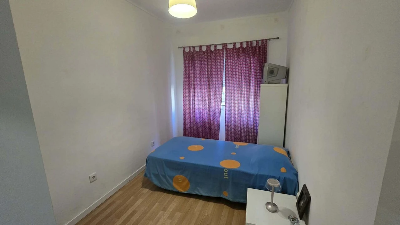 Apartamento T2 para Venda em Barreiro e Lavradio Foto 9