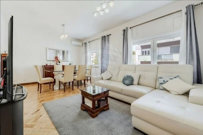 Apartamento T4 para Venda em Penha de França