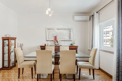 Apartamento T4 para Venda em Penha de França