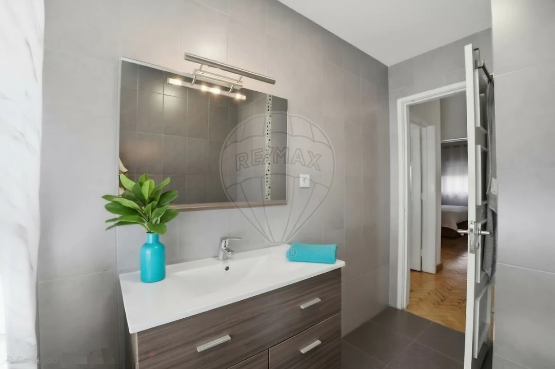 Apartamento T4 para Venda em Penha de França Foto 13