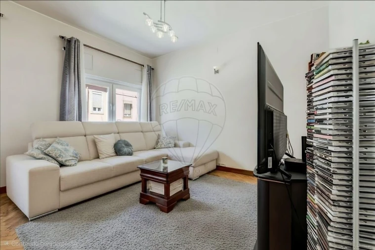 Apartamento T4 para Venda em Penha de França Foto 5