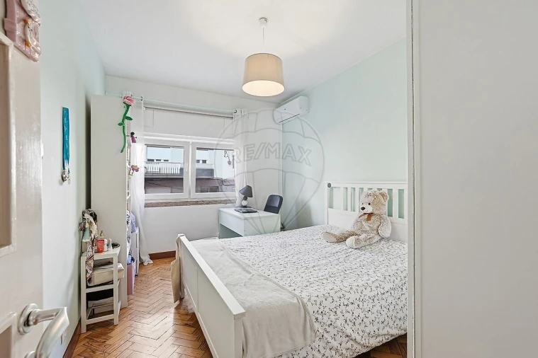 Apartamento T4 para Venda em Penha de França Foto 8