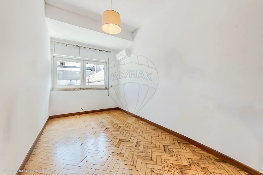 Apartamento T4 para Venda em Penha de França Foto 14