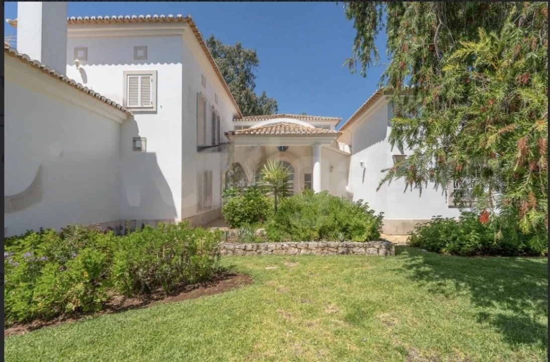Moradia T6 para Venda em Alvor Foto 5