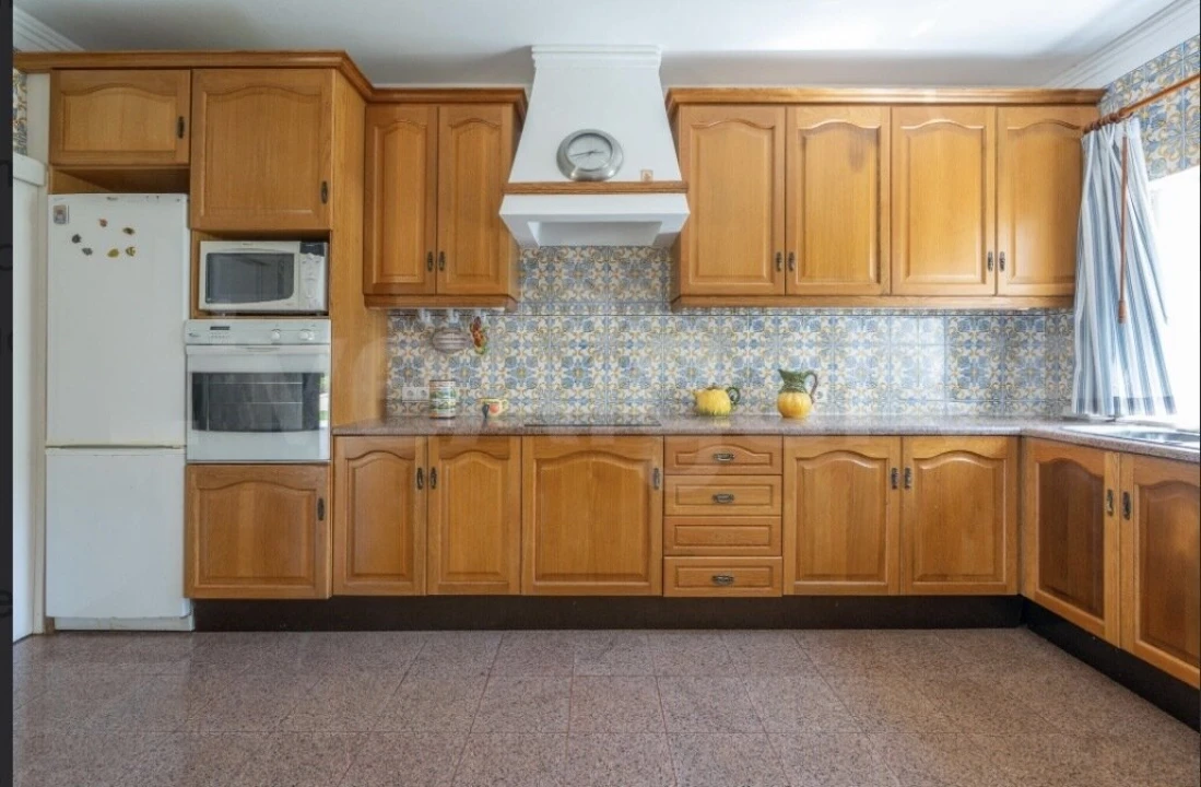 Moradia T6 para Venda em Alvor Foto 12