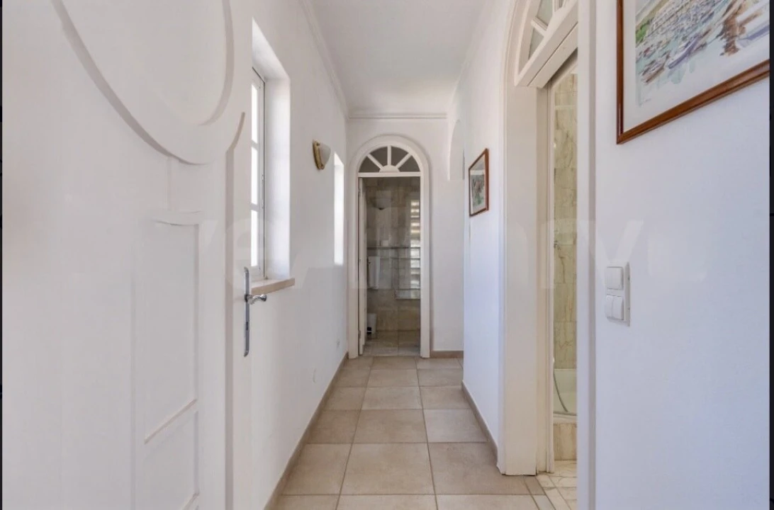 Moradia T6 para Venda em Alvor Foto 31