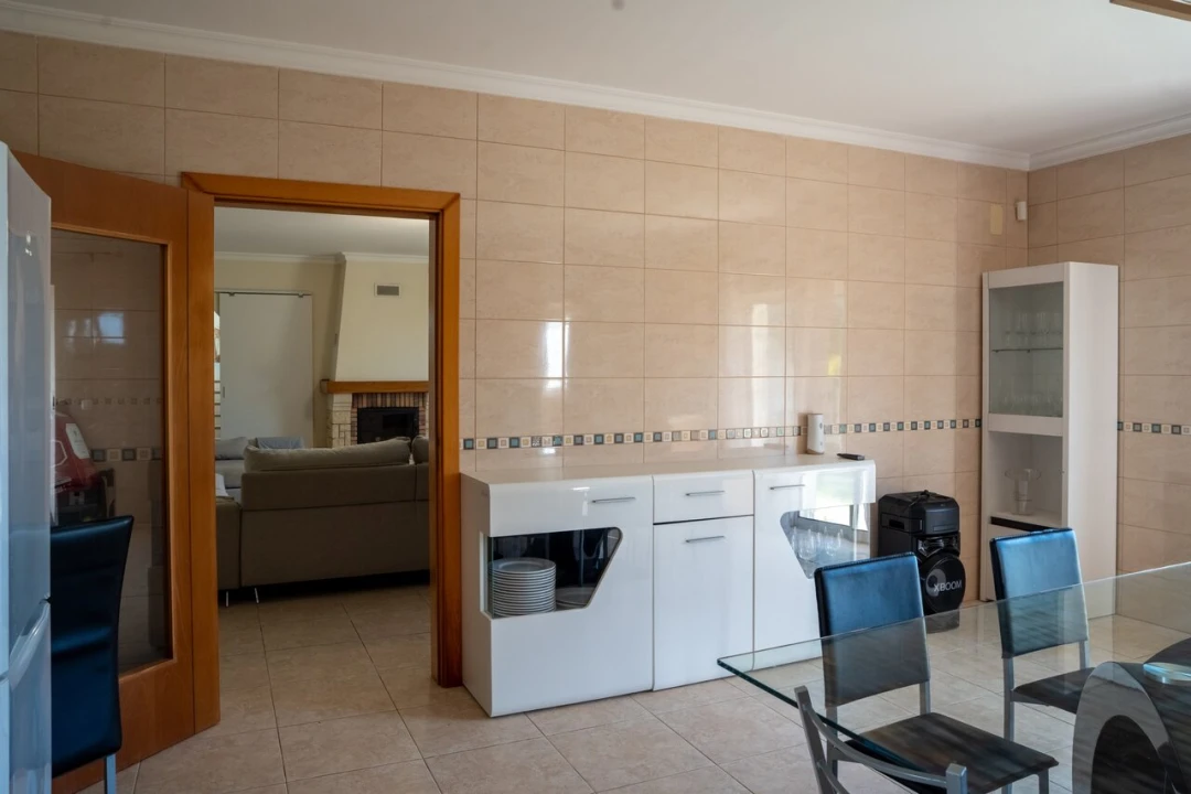 Moradia T3 para Venda em Guia Foto 14