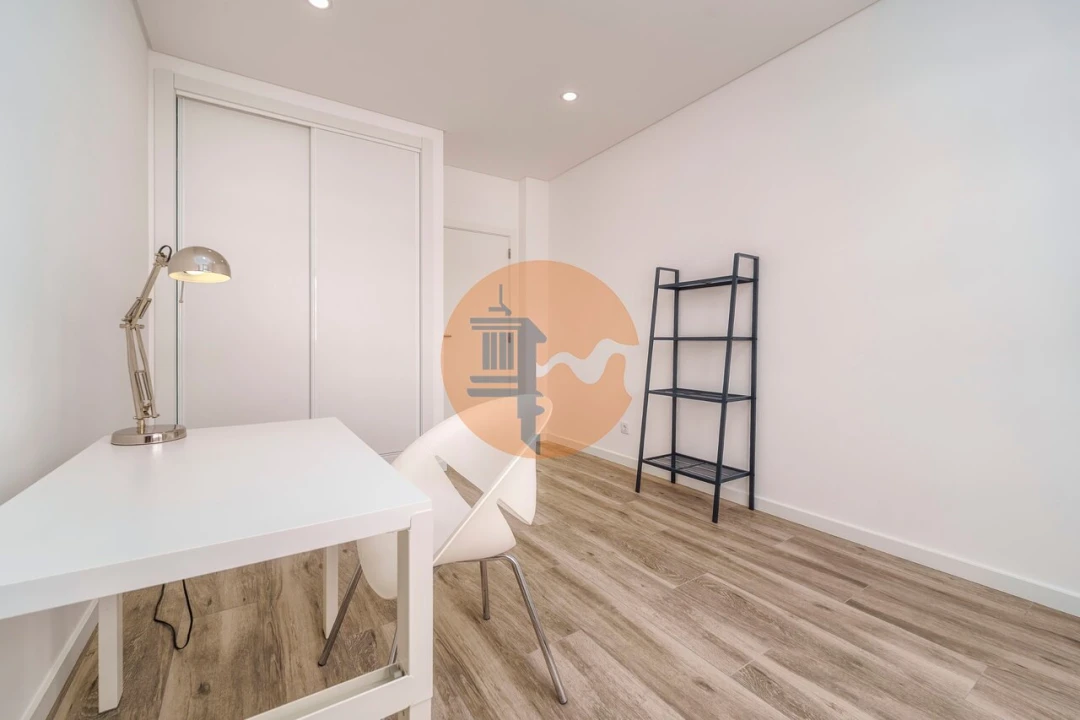 Apartamento T3 para Venda em São Brás de Alportel Foto 17
