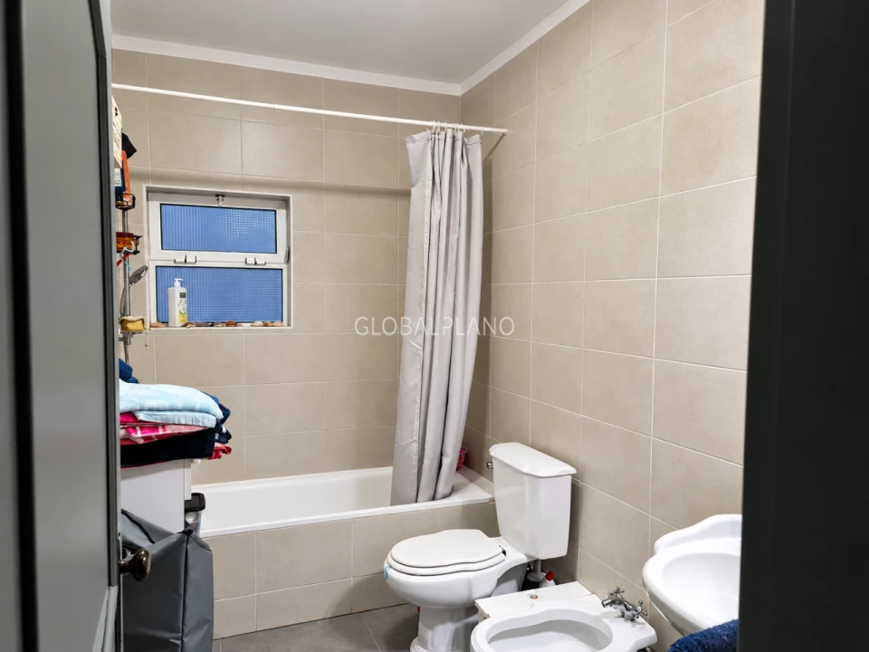 Apartamento T1 para Venda em Alvor Foto 8