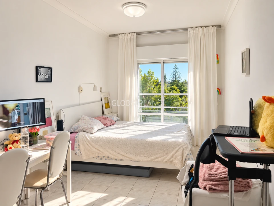 Apartamento T1 para Venda em Alvor Foto 6