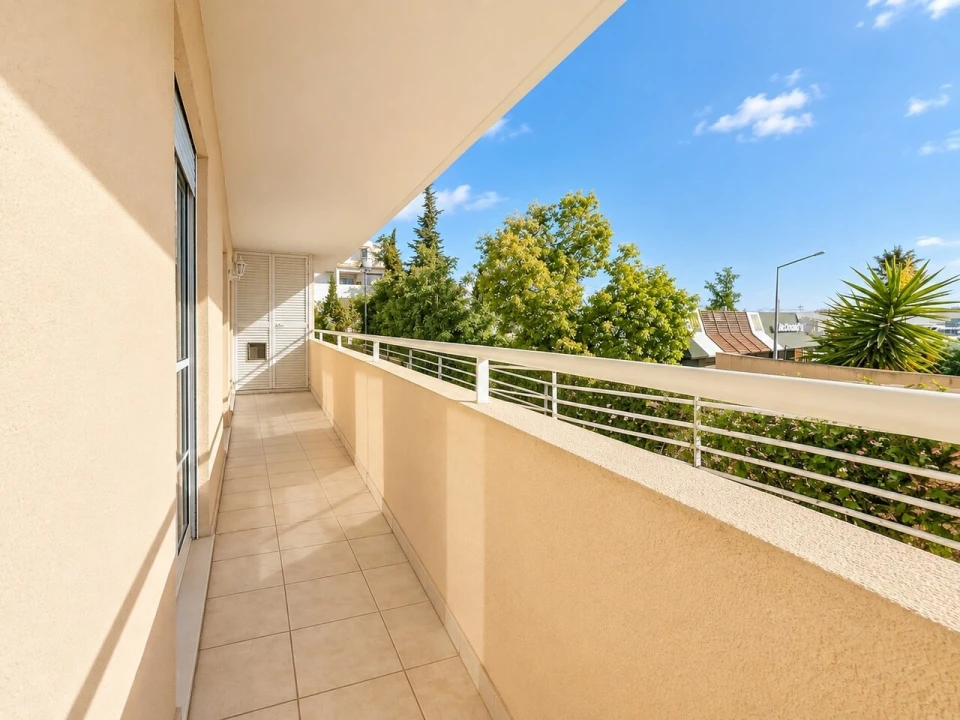 Apartamento T2 para Venda em Portimão Foto 4