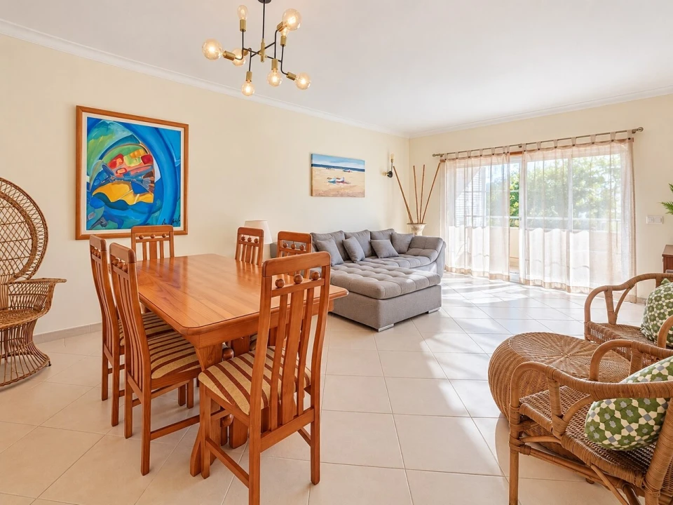 Apartamento T2 para Venda em Portimão Foto 7