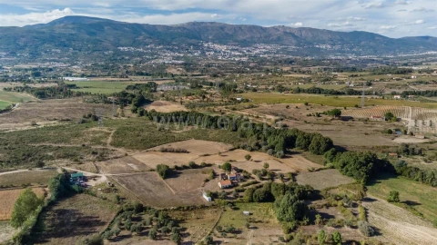 Moradia T0 para Venda em Ferro