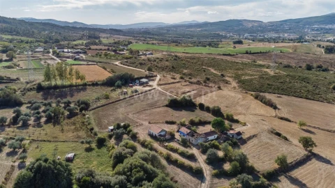 Moradia T0 para Venda em Ferro