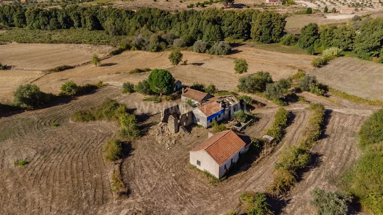 Moradia T0 para Venda em Ferro Foto 4