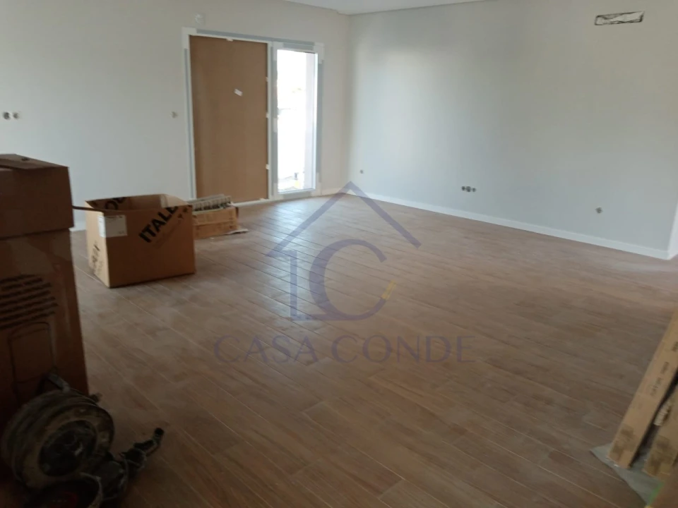 Moradia T4 para Venda em Fernao Ferro Foto 4