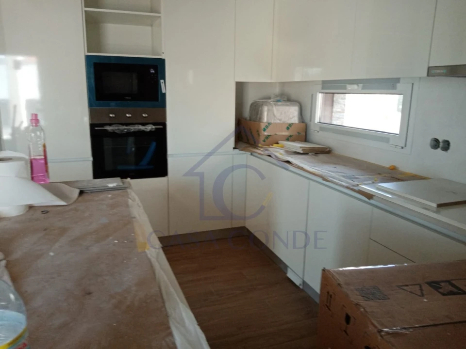 Moradia T4 para Venda em Fernao Ferro Foto 10