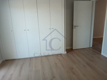Moradia T4 para Venda em Fernao Ferro
