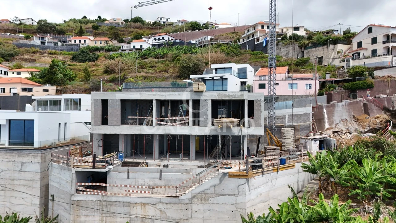 Moradia T4 para Venda em Ribeira Brava Foto 32