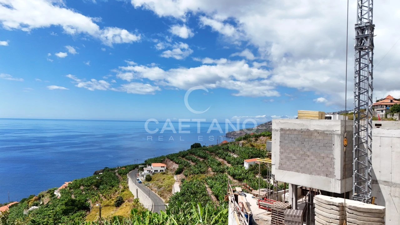 Moradia T4 para Venda em Ribeira Brava Foto 36
