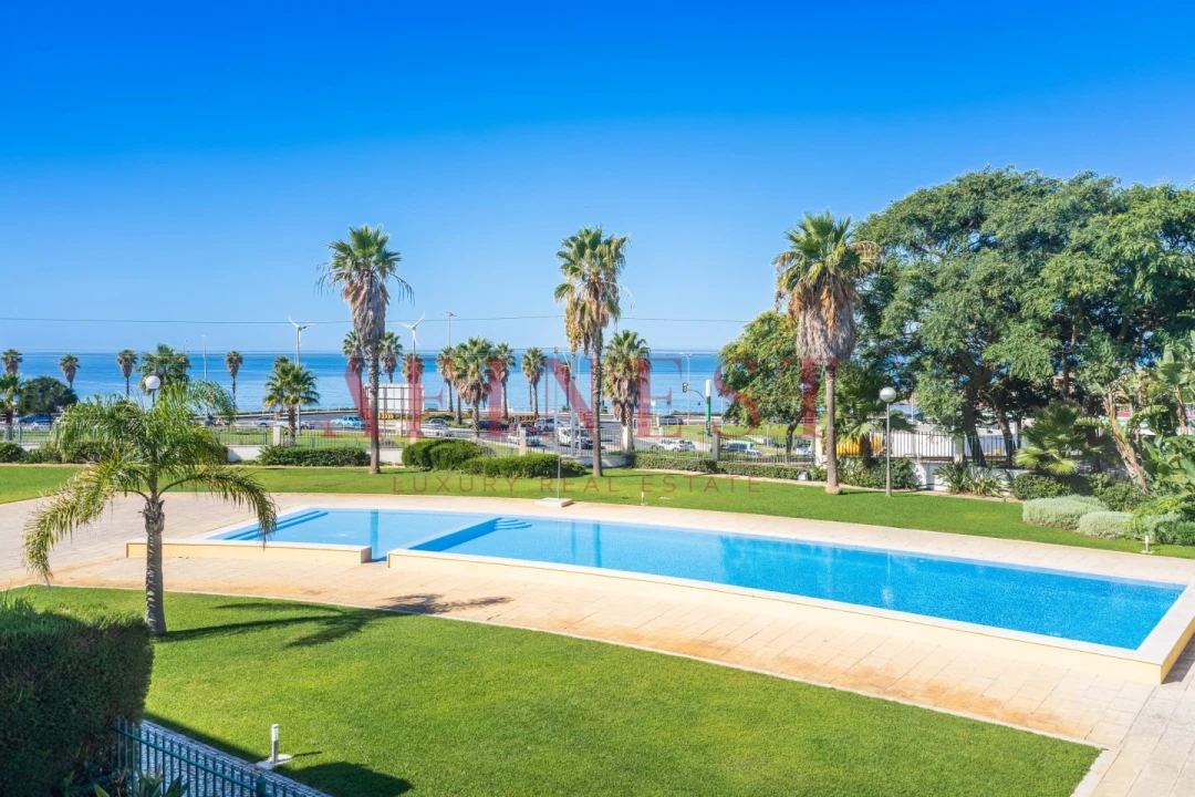 Moradia T4 para Venda em Carcavelos e Parede Foto 2