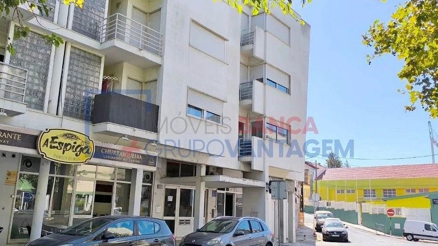Apartamento T3 para Venda em Santa Iria de Azoia, São João da Talha e Bobadela