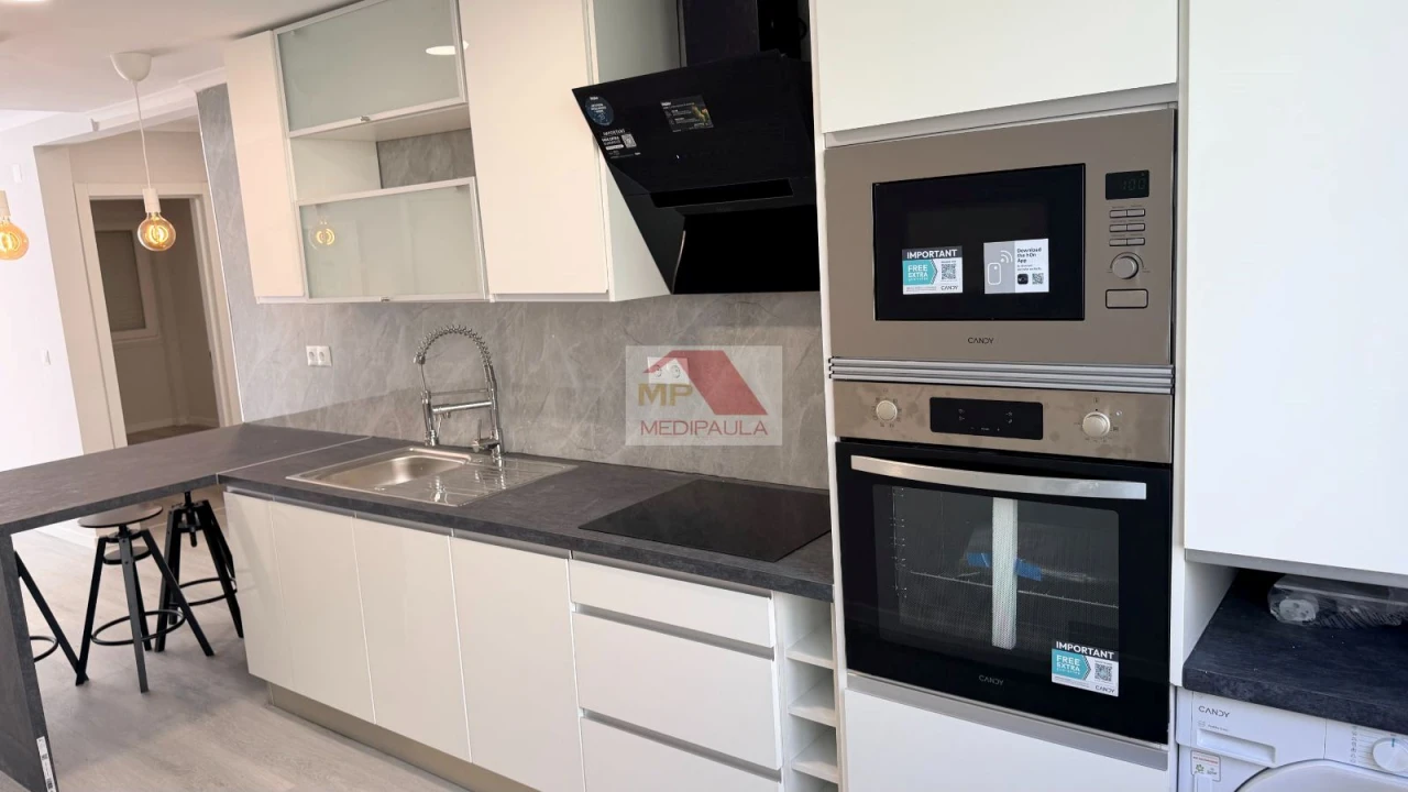 Apartamento T2 para Venda em Benfica Foto 1