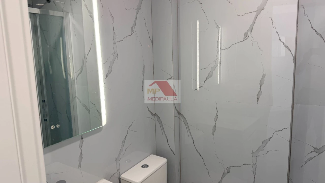 Apartamento T2 para Venda em Benfica Foto 10