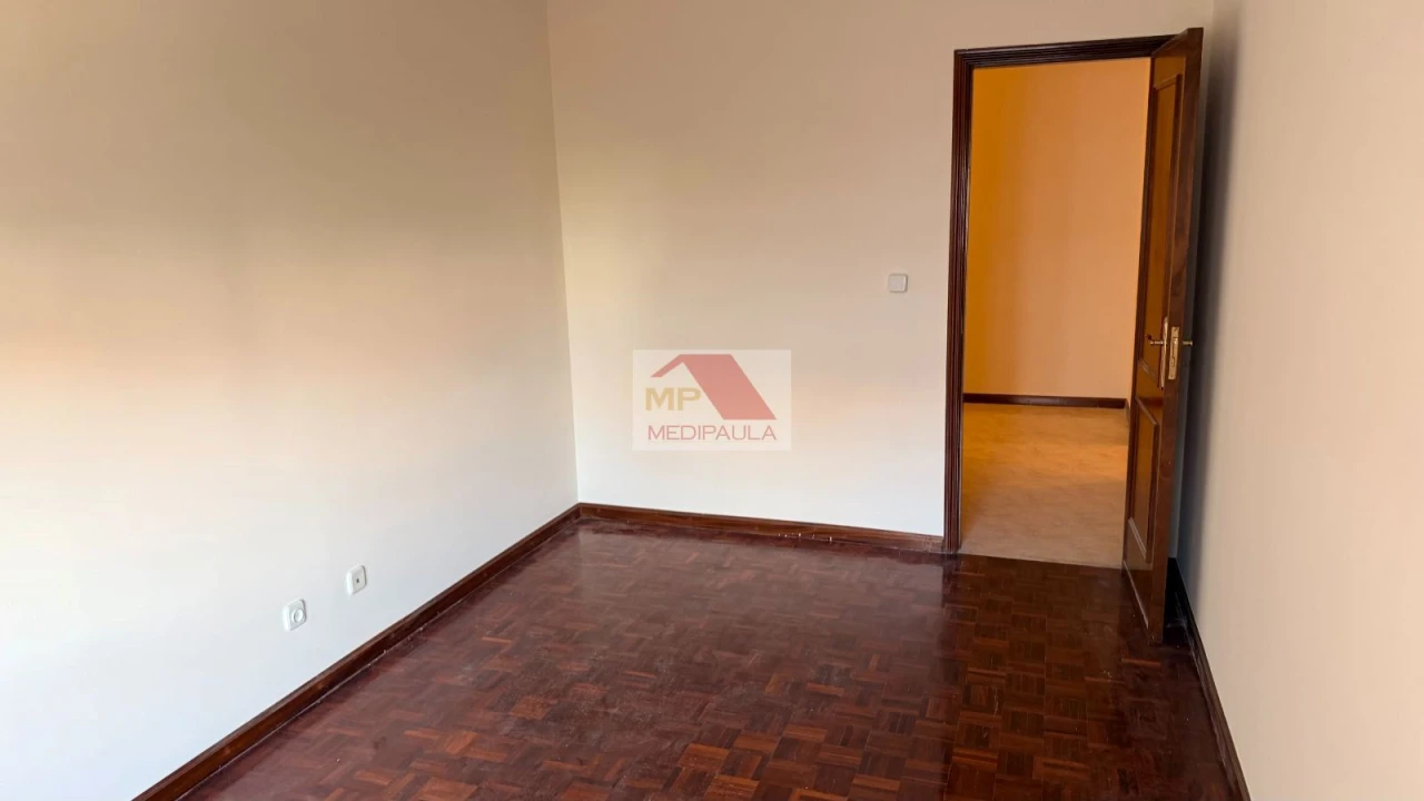 Apartamento T2 para Venda em Algueirão-Mem Martins Foto 10
